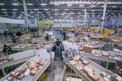 錢博客廣告設(shè)計 品牌價值與視覺傳達(dá)的藝術(shù)融合